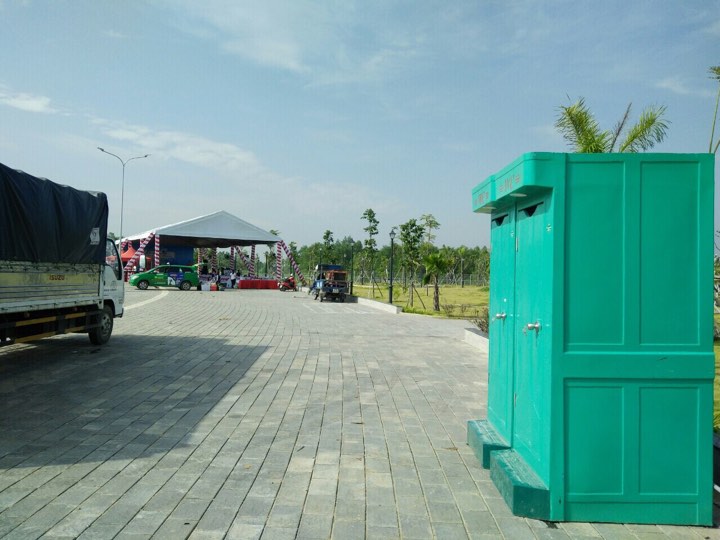 giá thuê nhà vệ sinh di động rẻ